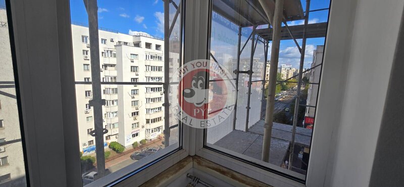 Piata Muncii Metrou | Garsoniera | Decomandata | 42mp | B12269